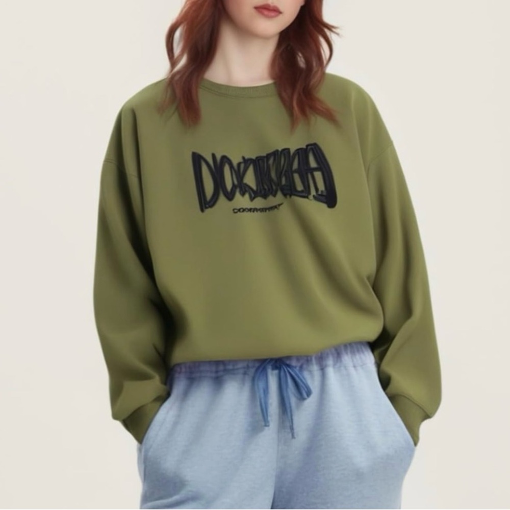 Green Graphic Sweatshirt